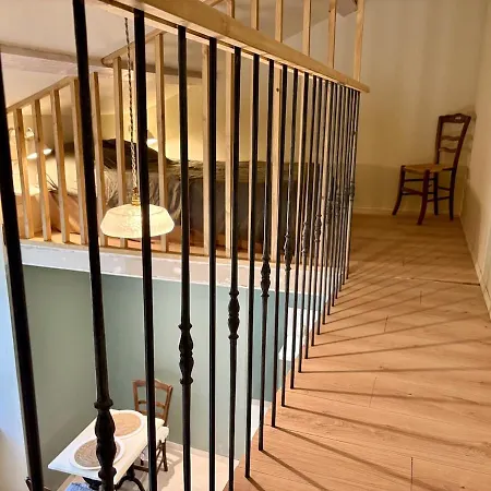 Le Petit Loft Climatise De بيت للعطل Blars